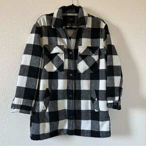 Forever 21 Women’s Shacket Flannel 2% Wool Blend Small Black White